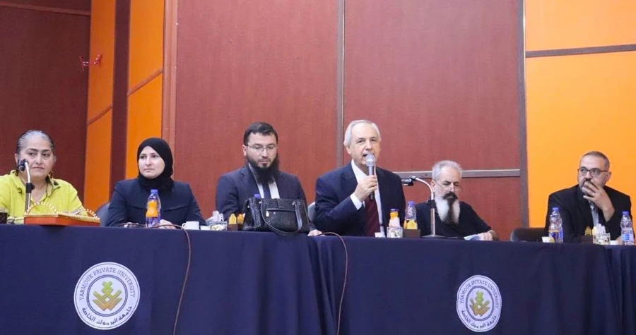 طلبة عمارة اليرموك الخاصة يقدمون مشاريع تخرجهم أمام لجان التحكيم