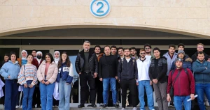 عميد كلية طب الأسنان في جامعة القلمون يرحب بالطلبة الجدد ويؤكد على توفير بيئة تعليمية متطورة خلال لقاء تعريفي