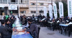 تعزيزاً لقيم التكافل.. إفطار جماعي يجمع إدارة جامعة حماة بطلبتها في المدينة الجامعية