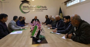 مجلس جامعة الرواد يعقد جلسته السابعة: ترحيب بالعمداء الجدد وتحضيرات مكثفة لانطلاق الفصل الثاني