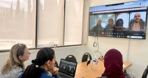 اجتماع افتراضي لتعزيز التعاون الأكاديمي بين الجامعة السورية الخاصة وجامعة فيلادلفيا-الأردن