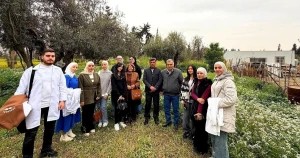 زيارة علمية لطلبة كلية الصيدلة إلى الهيئة العامة للتقانة الحيوية