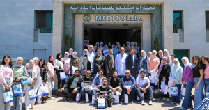 طلاب صيدلة القلمون في رحلة علمية إلى شركة ميديكو الدوائية
