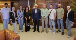 طلبة جامعة المنارة يطّلعون على آليات العمل في غرفة تجارة اللاذقية
