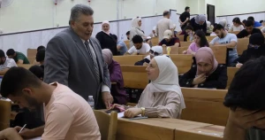 رئيس جامعة حماة يتفقد سير الامتحانات النظرية للفصل الثاني ويؤكد على توفير بيئة امتحانية عادلة