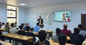 جامعة المعارف للعلوم التطبيقية تستضيف خبيراً دولياً من اليابان في محاضرة حول "الأدوية المبتكرة"