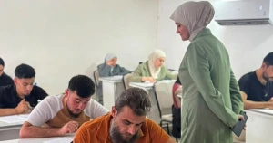 جولة ميدانية لرئيس جامعة الزيتونة الدولية الخاصة لمتابعة الامتحانات النهائية