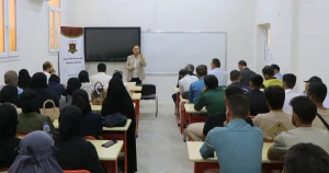 من فهم الإنسان إلى بناء المؤسسات.. جامعة باشاك شهير تناقش نظرية التغيير في سورية الجديدة